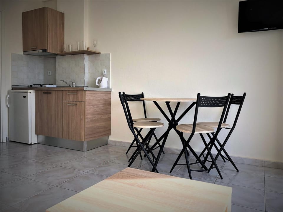 Brother's House Hotel in Halkidiki