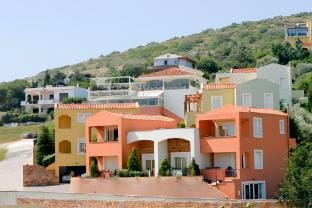 Sea View Resorts & Spa Hotel in Decentralized Administration of the Aegean