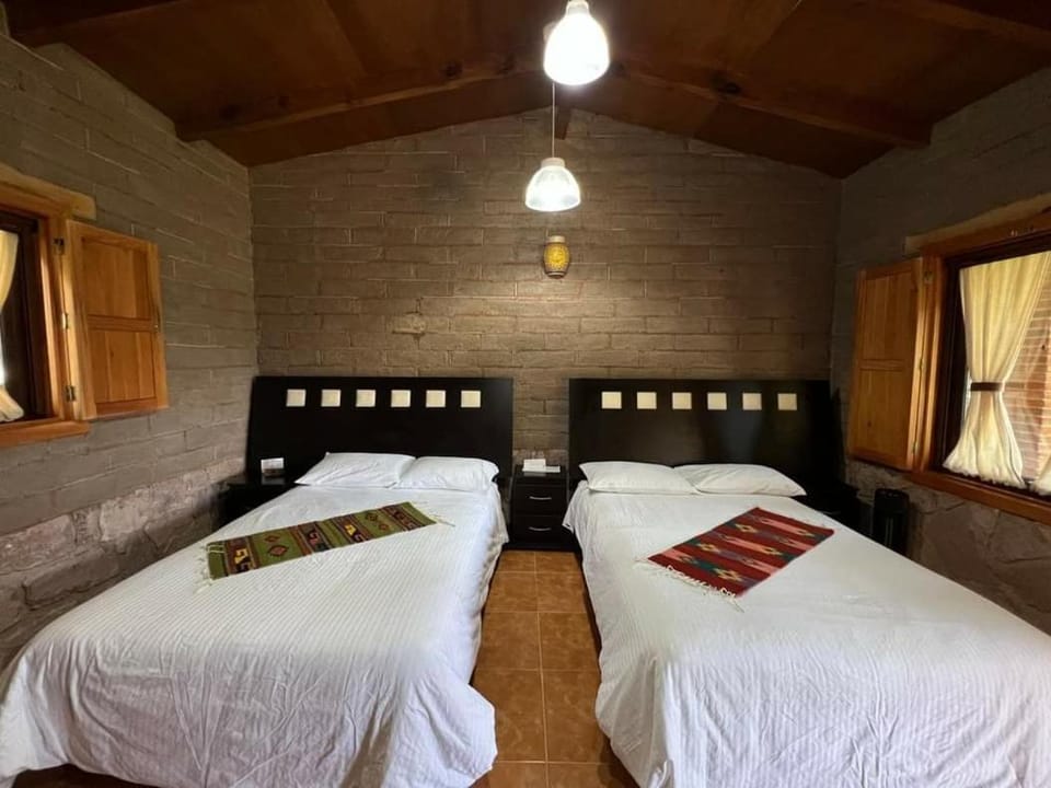 Hotel y Cabañas Mountain Lodge Hotel in Hidalgo, Mexico