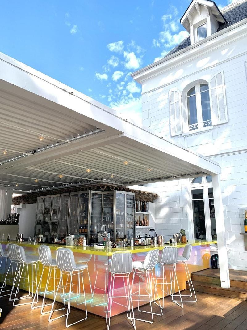 White 1921 Saint-Tropez Hotel in Saint-Tropez