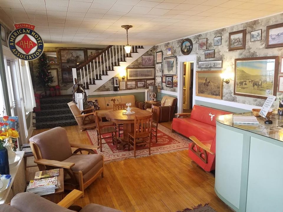 The Kempton Hotel Hotel in Montana