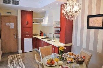 Apartasuites Alberca Hotel in Cordoba