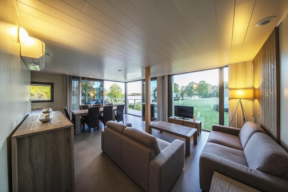 Golden Lakes Village Hotel in Wallonia, Belgium