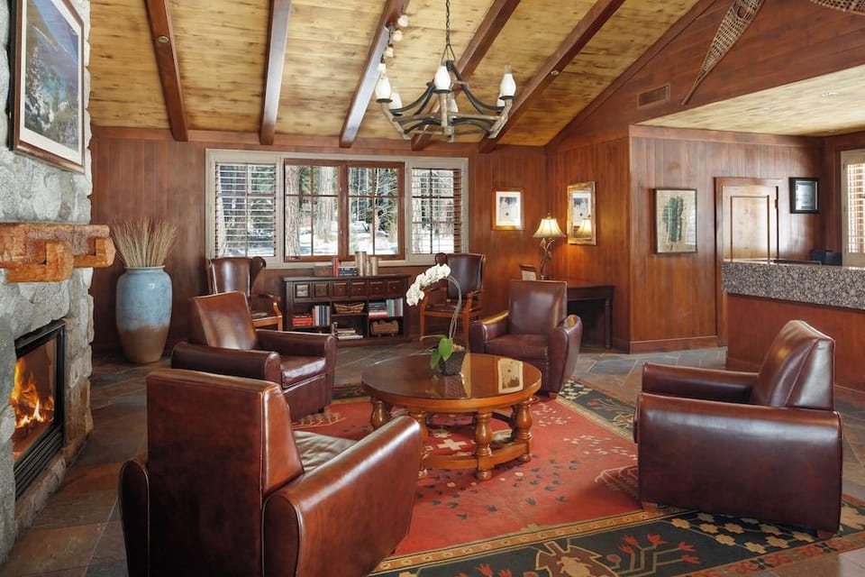 Hyatt Vacation Club at High Sierra Lodge, Lake Tahoe Hotel in Incline Village