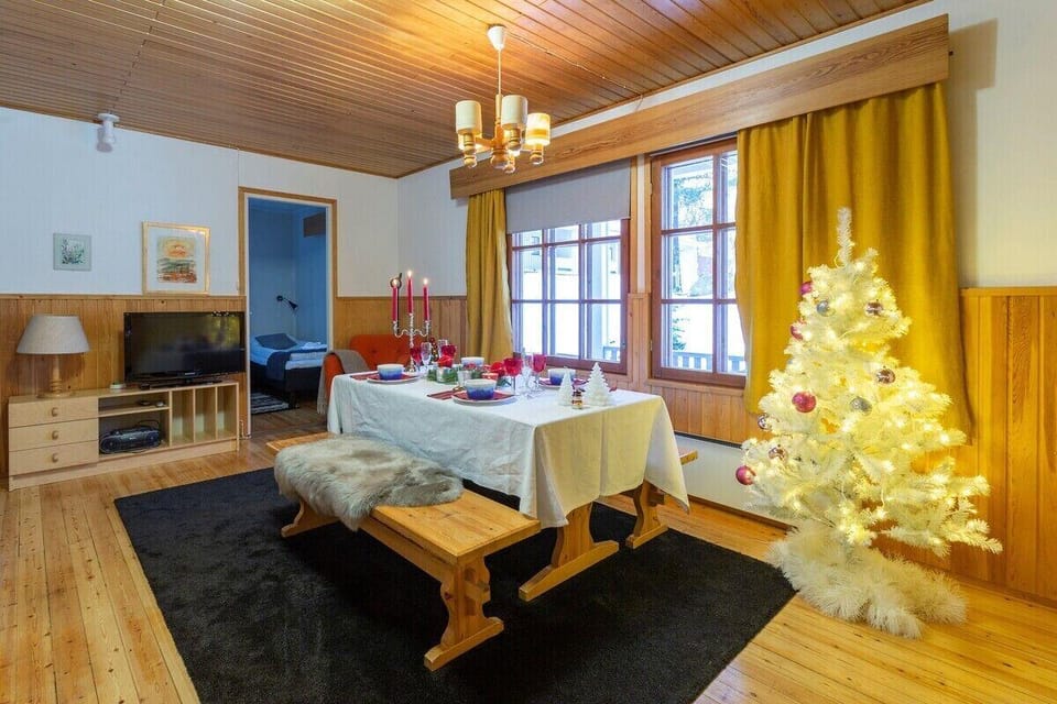 Kuukkeli Apartments Urupaa and Saarisatu Hotel in Lapland
