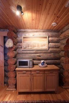 Kuukkeli Log Houses Villa Aurora (Pupula) Hotel in Lapland