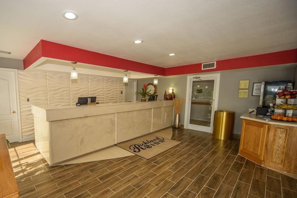 Richland Inn Lawrenceburg Hotel in Tennessee