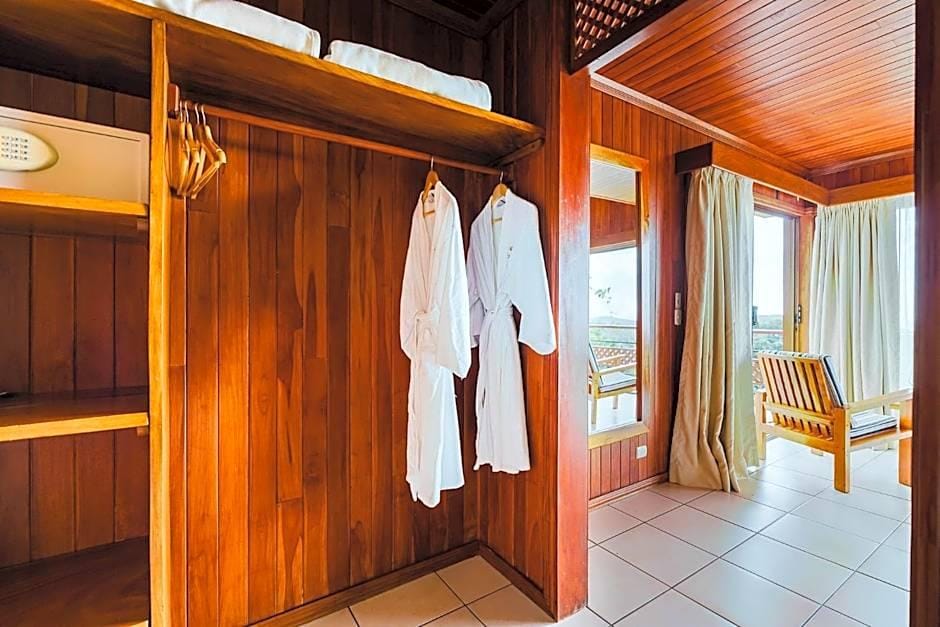 Ficus Sunset Suites Hotel in Monteverde