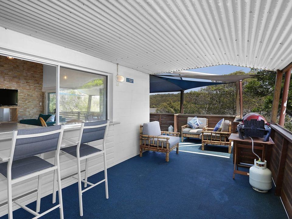 Blue River Apartments - Wooli Ocean - Waterfront Hotel in Wooli