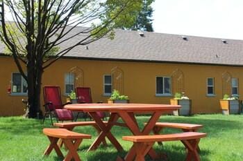 b.side motel + rv Hotel in Oregon