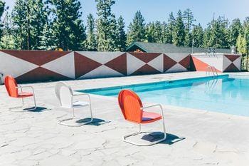 Noon Lodge at Mallard Bay Hotel in Big Bear