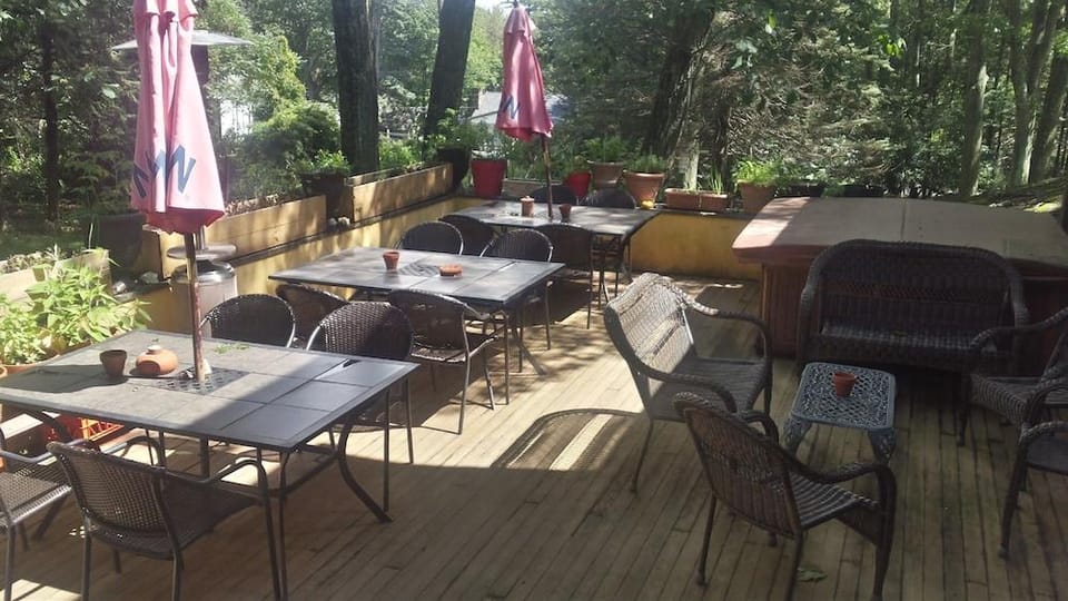 Maurrocks Bed & Breakfast Hotel in Mount Pocono