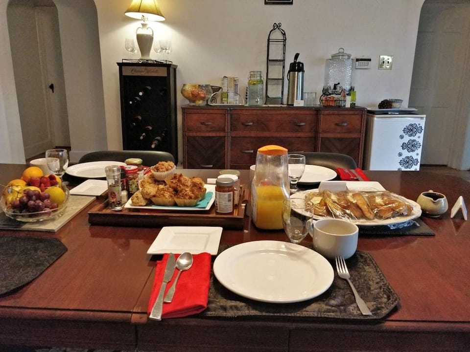 Maurrocks Bed & Breakfast Hotel in Mount Pocono