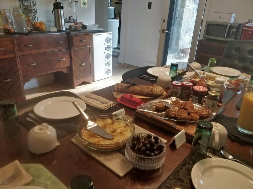 Maurrocks Bed & Breakfast Hotel in Mount Pocono