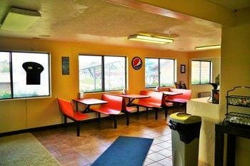 Bear River Hot Springs Hotel in Idaho