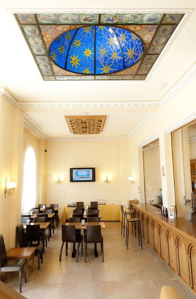 Hotel Abadía Camino Santiago Hotel in Burgos