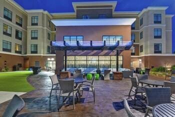 Homewood Suites by Hilton Savannah-North/Airport Hotel in Pooler