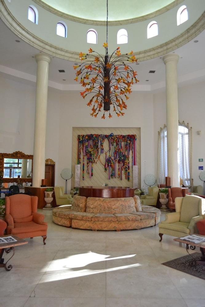 Hotel Maria Isabel Hotel in Colima