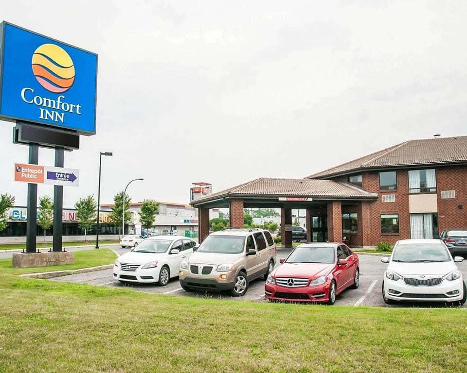 Comfort Inn Laval Hotel in Laval