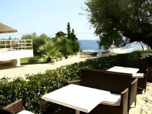 Kardamili Beach Hotel Hotel in Messenia