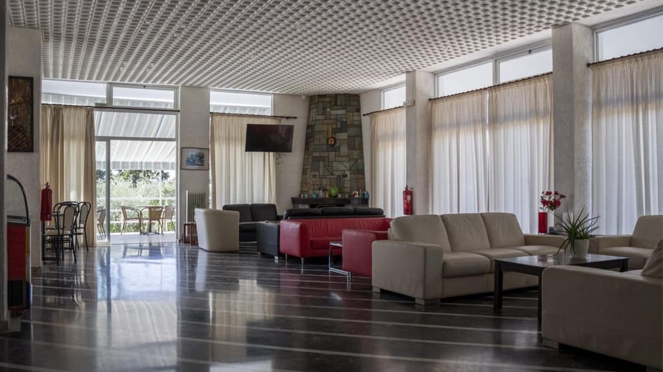 Kardamili Beach Hotel Hotel in Messenia