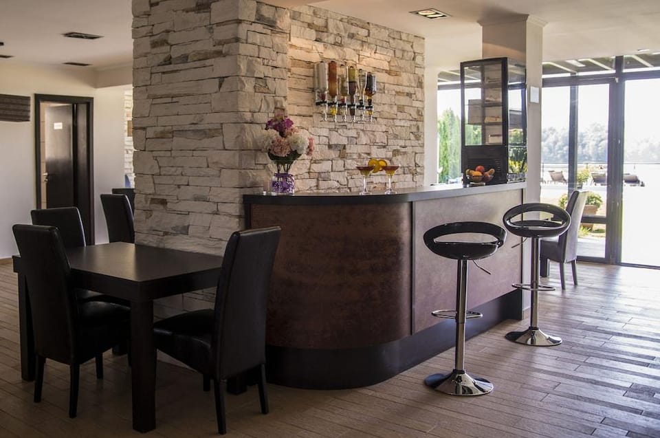Panorama Aqualux Hotel in Novi Sad