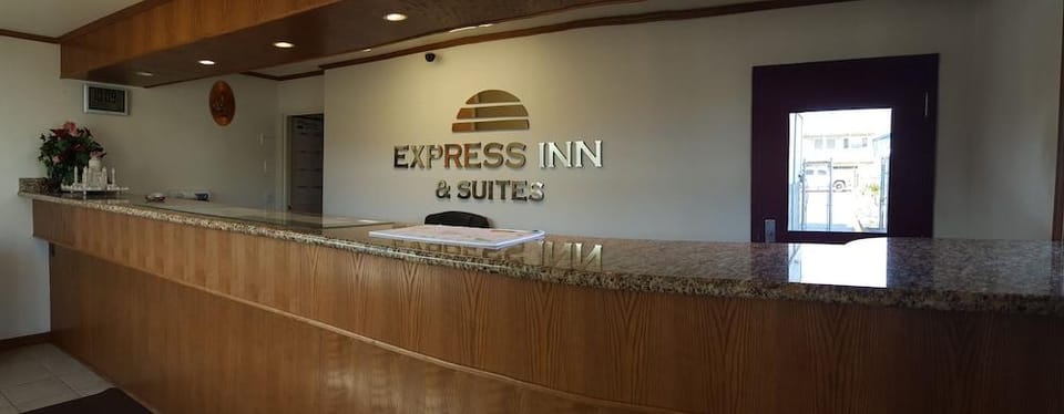 Express Inn & Suites Hotel in Eugene