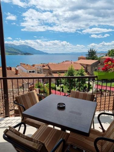 Lukanov Apartments & Guest Rooms Hotel in Ohrid