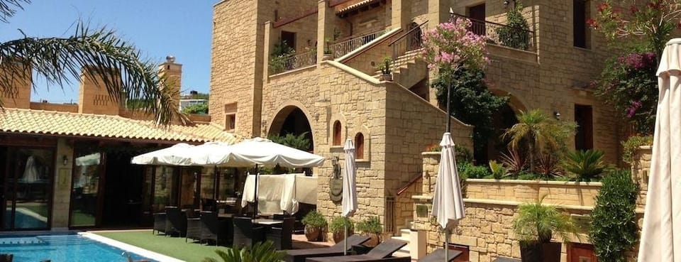 Palazzo Loupassi Boutique Villas Hotel in Crete