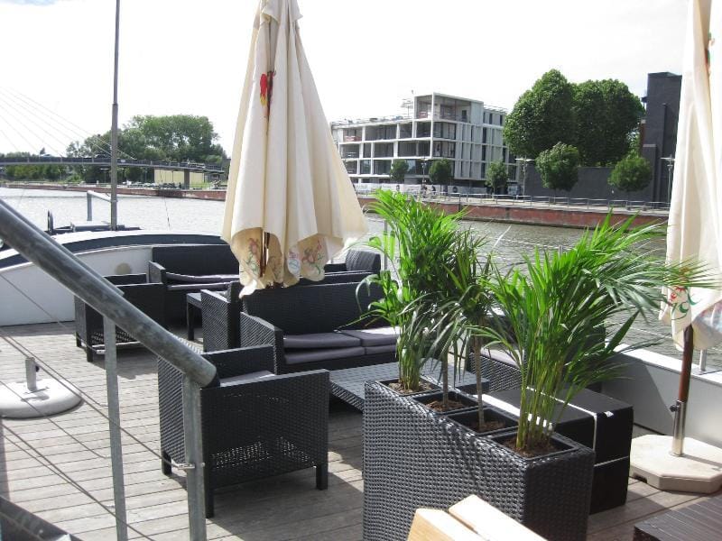 Bootel Ahoi Hotel in Flanders