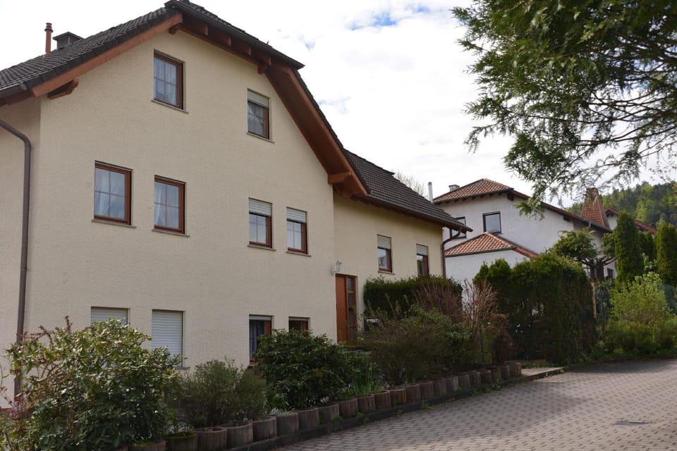 Mountain View Rooms Hotel in Ramstein-Miesenbach
