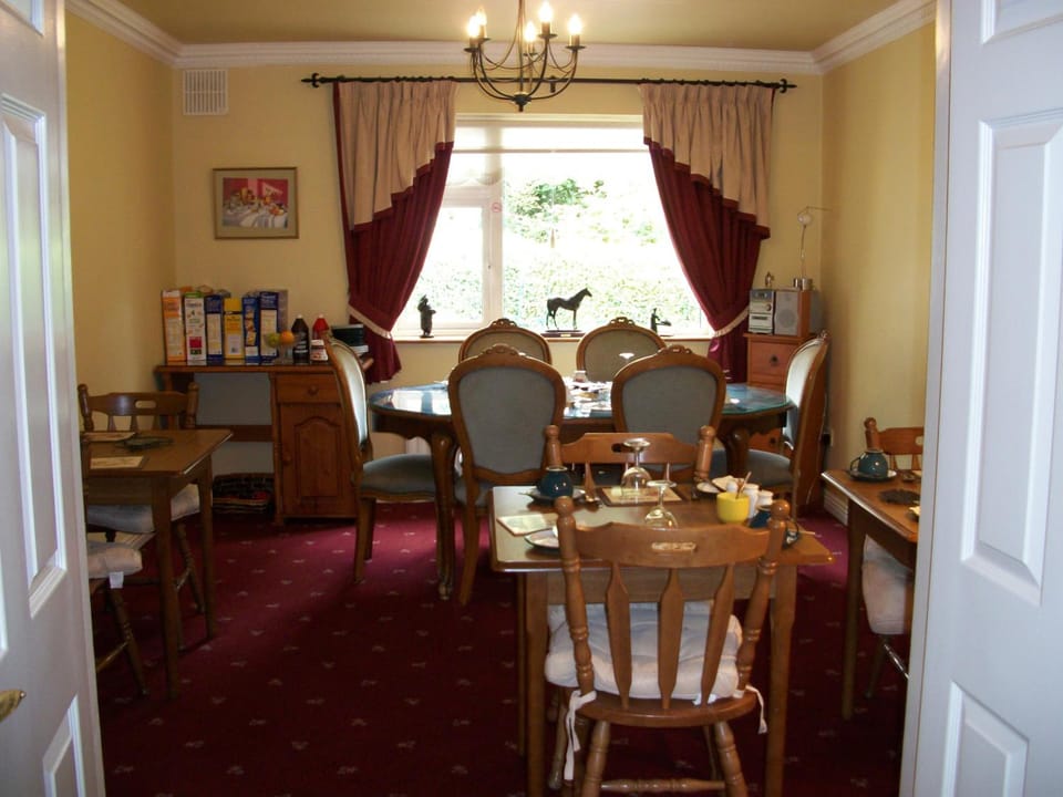 Corrib View Guesthouse h91rr72 Hotel in Galway