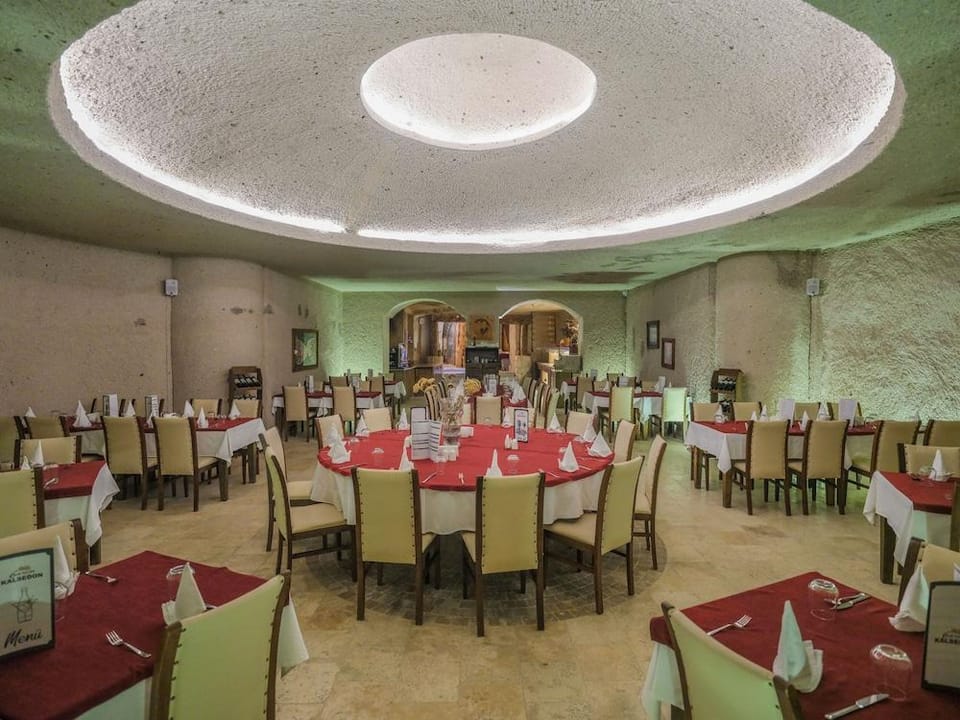 Kalsedon Cave Suites Hotel in Turkey