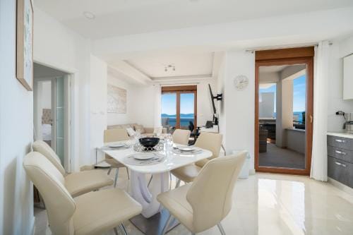 Beach Deluxe - Private Wellness Villa Hotel in Split-Dalmatia County