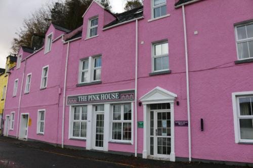 Pink House Skye Hotel in Portree