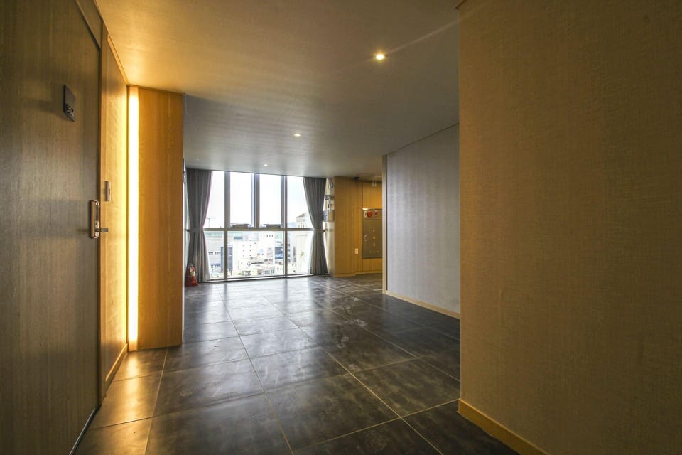 Platinum Hotel Nampo Hotel in Busan