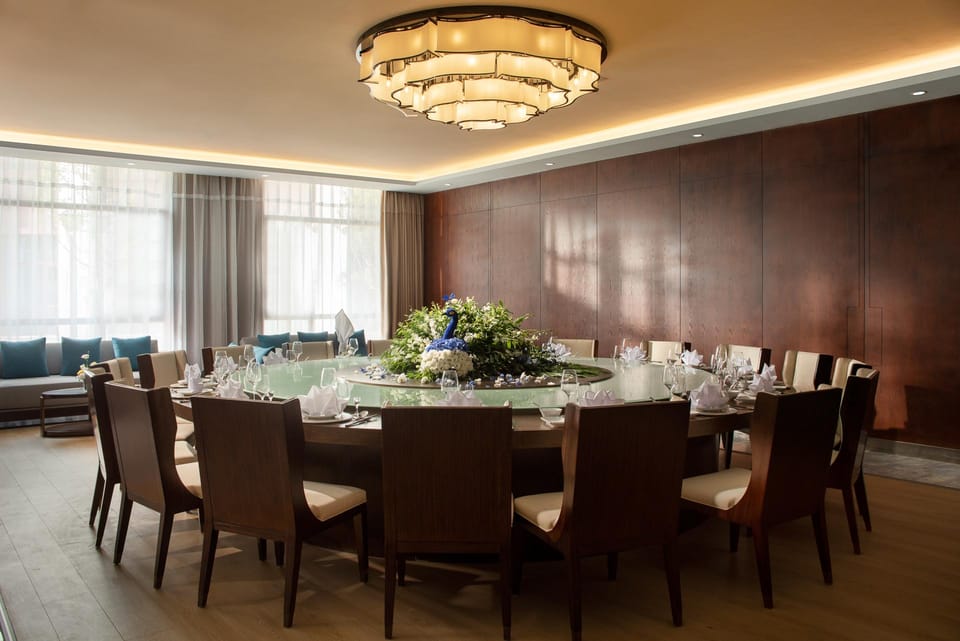 Howard Johnson LakeView Hotel Kunming Hotel in China
