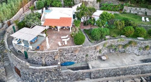 Nelinda Waterfront Accommodation Hotel in Casamicciola Terme