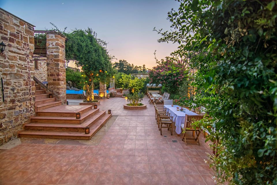 Mouzaliko Guesthouse Mansion Hotel in Decentralized Administration of the Aegean