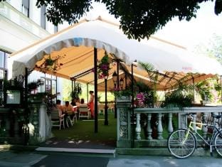 Duna Wellness Hotel Hotel in Vojvodina