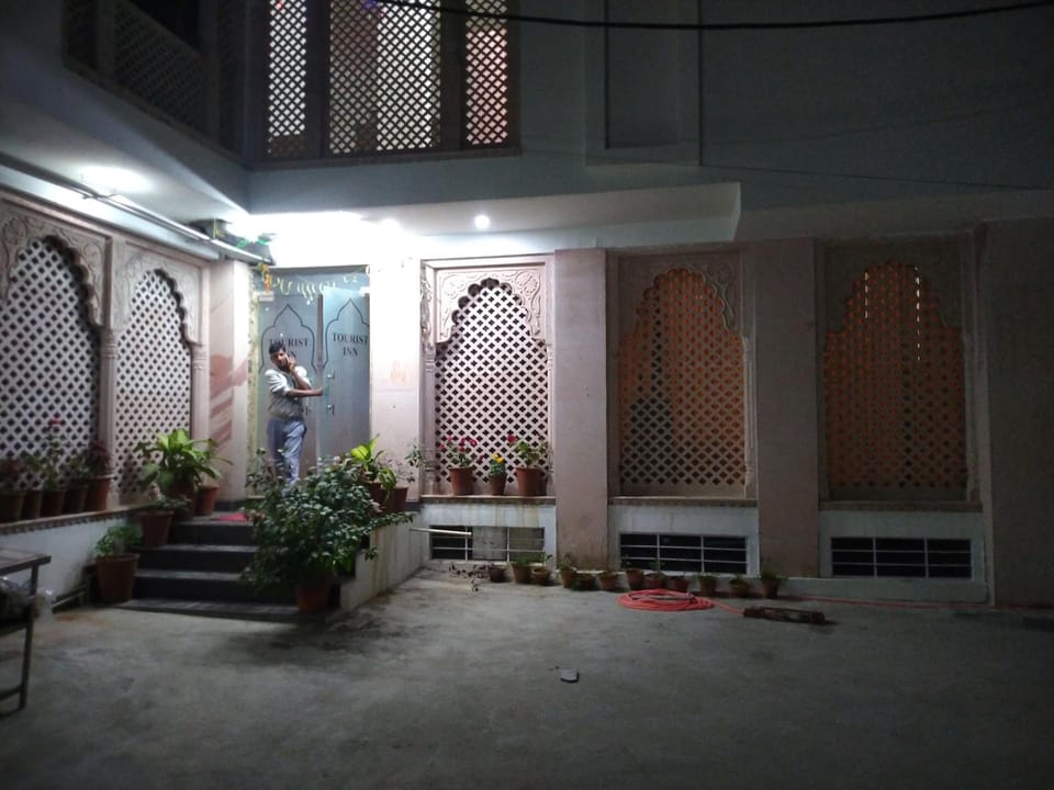 Tourist Inn Inn in Jaipur
