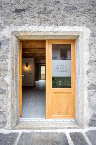 Bed & Bike La Stalla Hotel in Canton of Valais