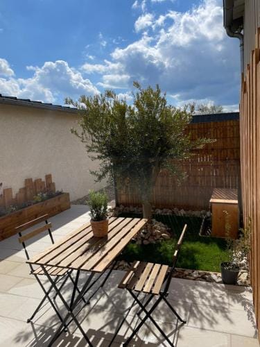 Le Studio de l'Olivier Hotel in Normandy