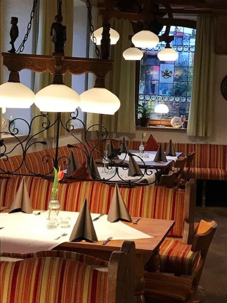 Hotel Restaurant Zum Goldenen Ochsen Hotel in Rhineland-Palatinate