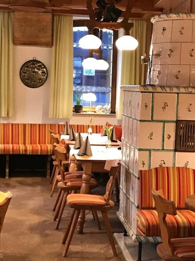 Hotel Restaurant Zum Goldenen Ochsen Hotel in Rhineland-Palatinate