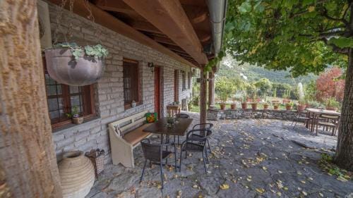 Papigo Astraka II Hotel in North Macedonia