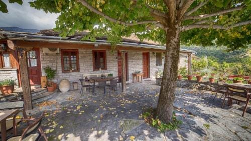 Papigo Astraka II Hotel in North Macedonia