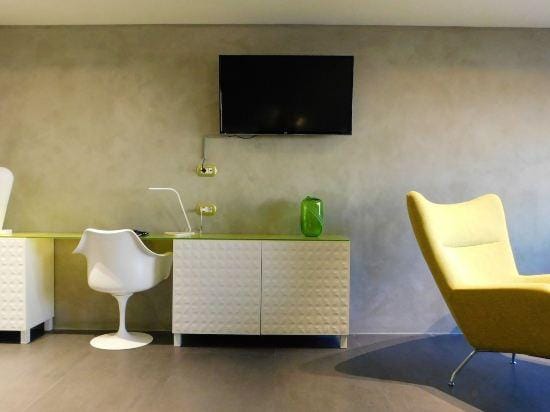 101 Adrianou Luxury Urban Stay Hotel in Plaka