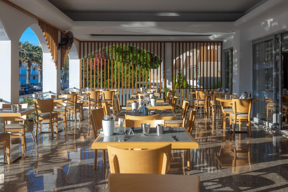 Kolymbia Bay Art Boutique Hotel - Adults Only Hotel in Kolympia
