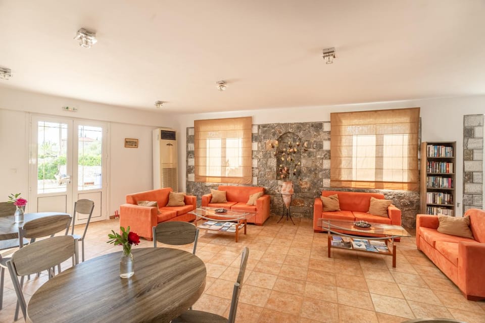 Hotel Aphrodite Apartment hotel in Messenia